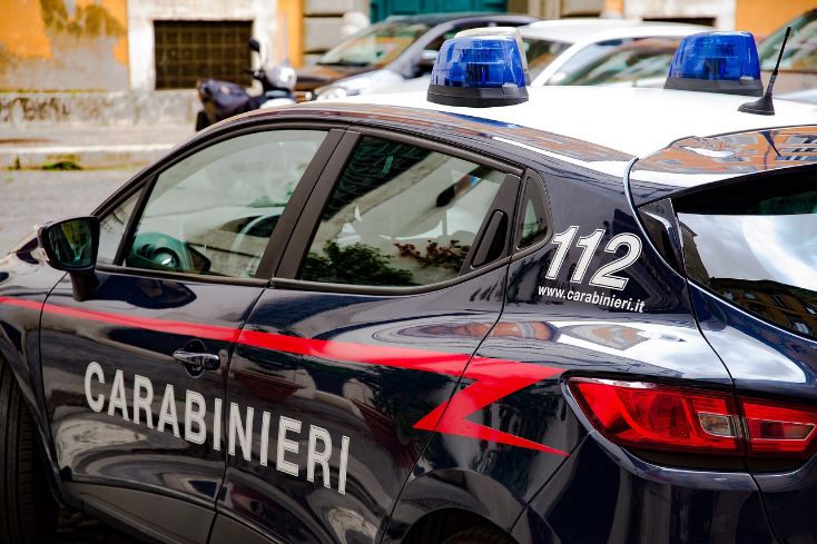 auto dei carabinieri